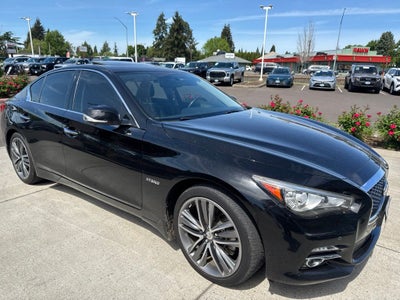 2016 INFINITI Q50 Hybrid Base