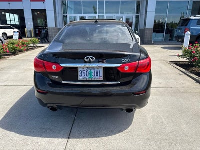 2016 INFINITI Q50 Hybrid Base