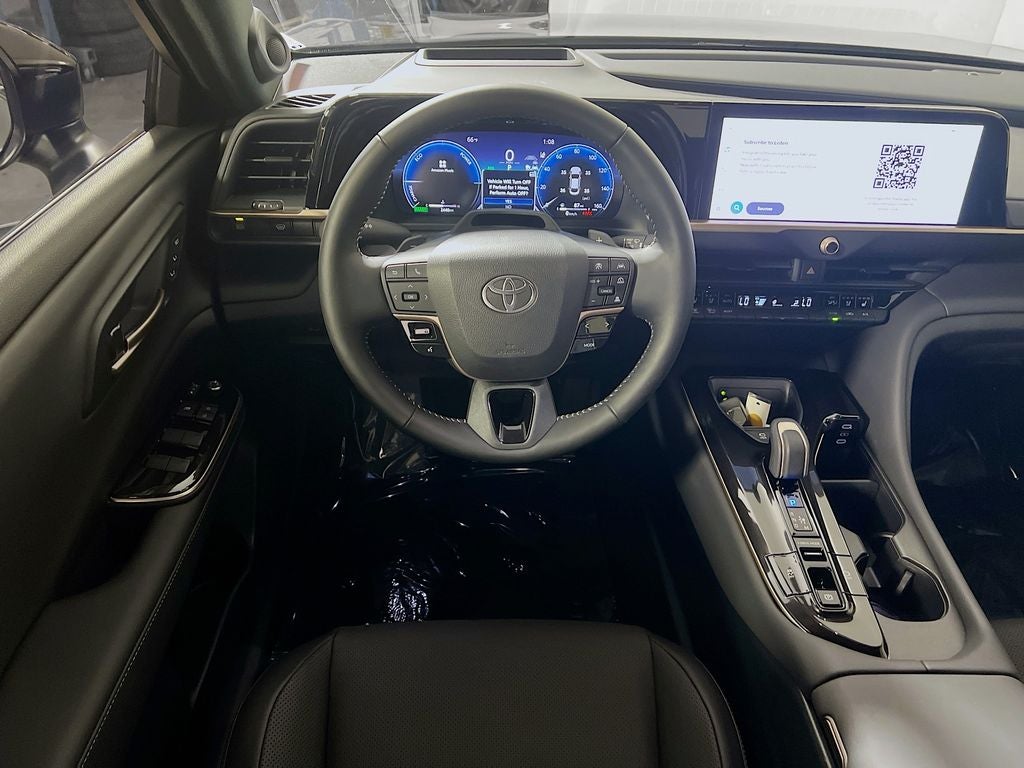 2026 Toyota Crown Platinum