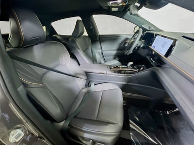 2026 Toyota Crown Platinum