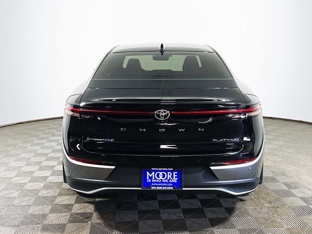 2026 Toyota Crown Platinum