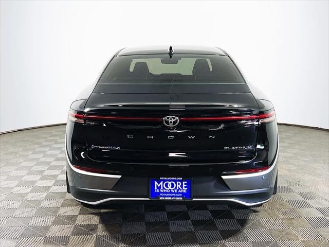 2026 Toyota Crown Platinum