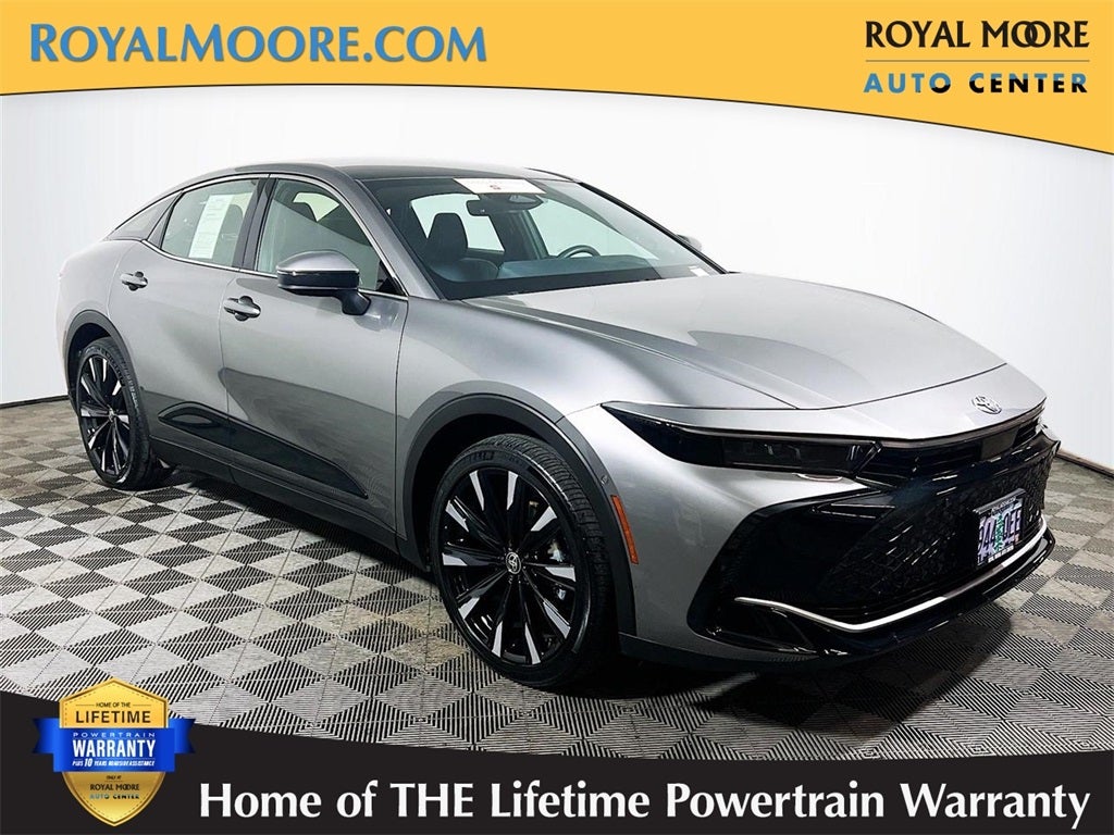 2025 Toyota Crown Platinum