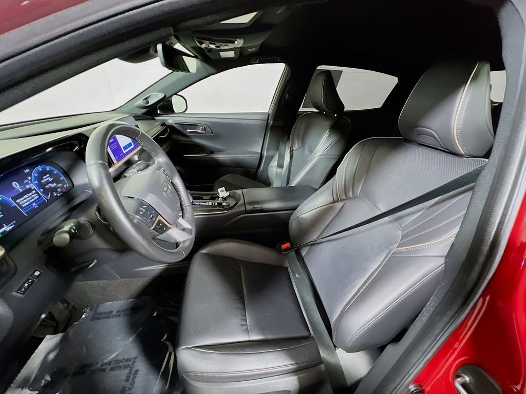2023 Toyota Crown Platinum