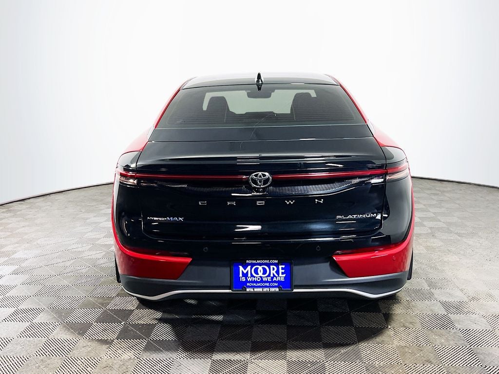 2023 Toyota Crown Platinum