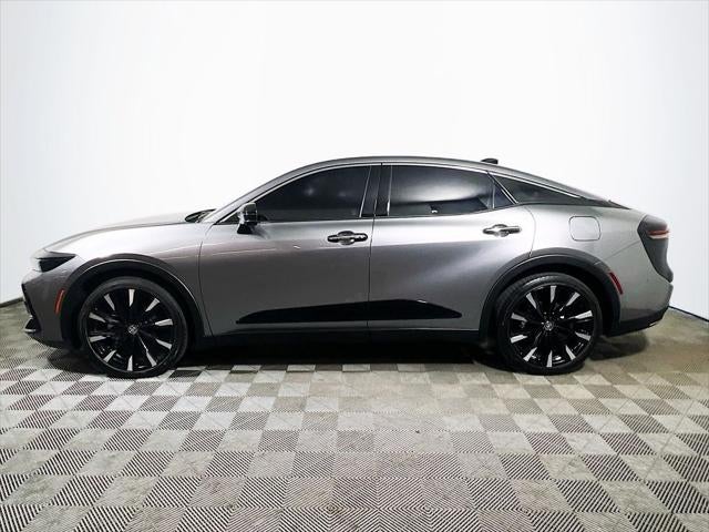2025 Toyota Crown Platinum
