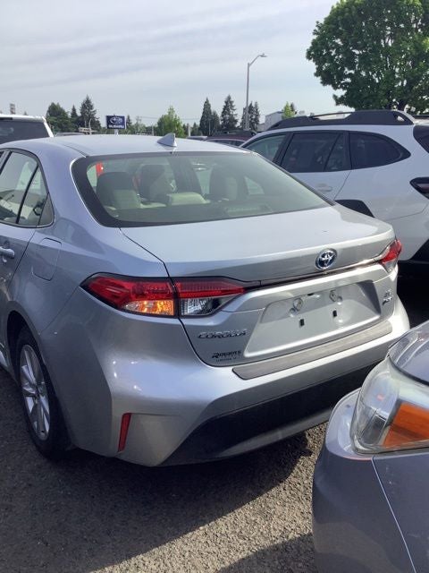 2025 Toyota Corolla Hybrid LE
