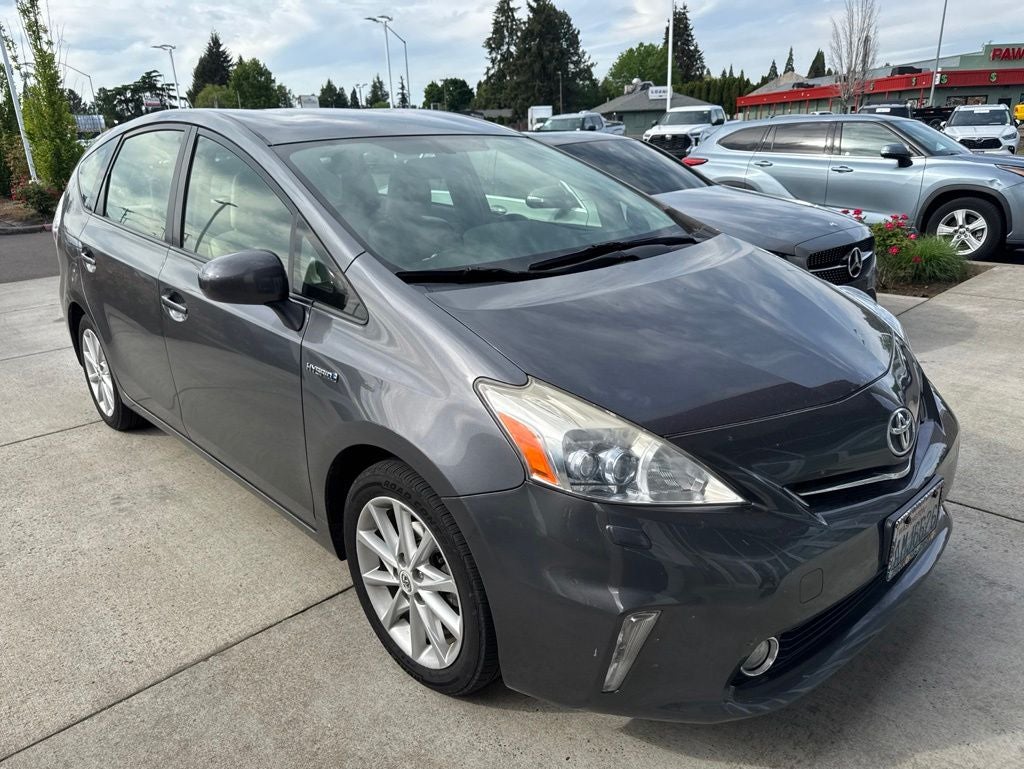 2013 Toyota Prius v Three
