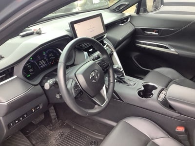 2024 Toyota Venza LE