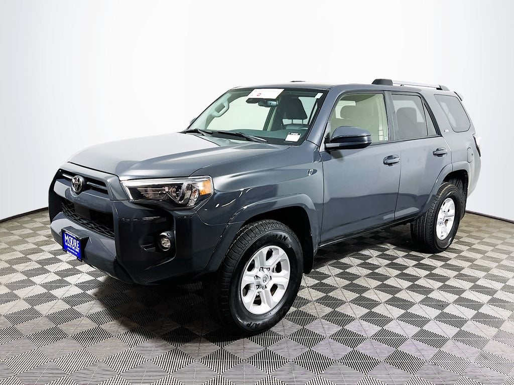 2024 Toyota 4Runner SR5
