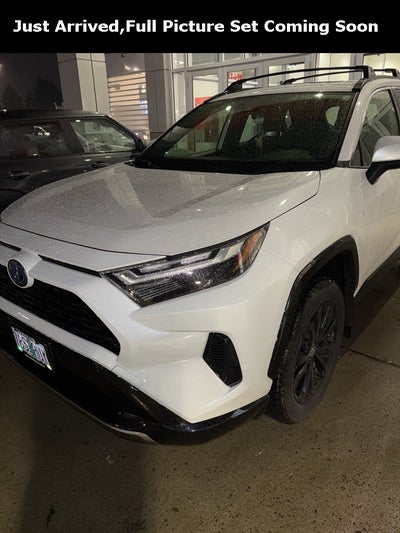 2023 Toyota RAV4 Hybrid SE