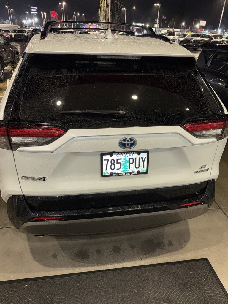 2023 Toyota RAV4 Hybrid SE