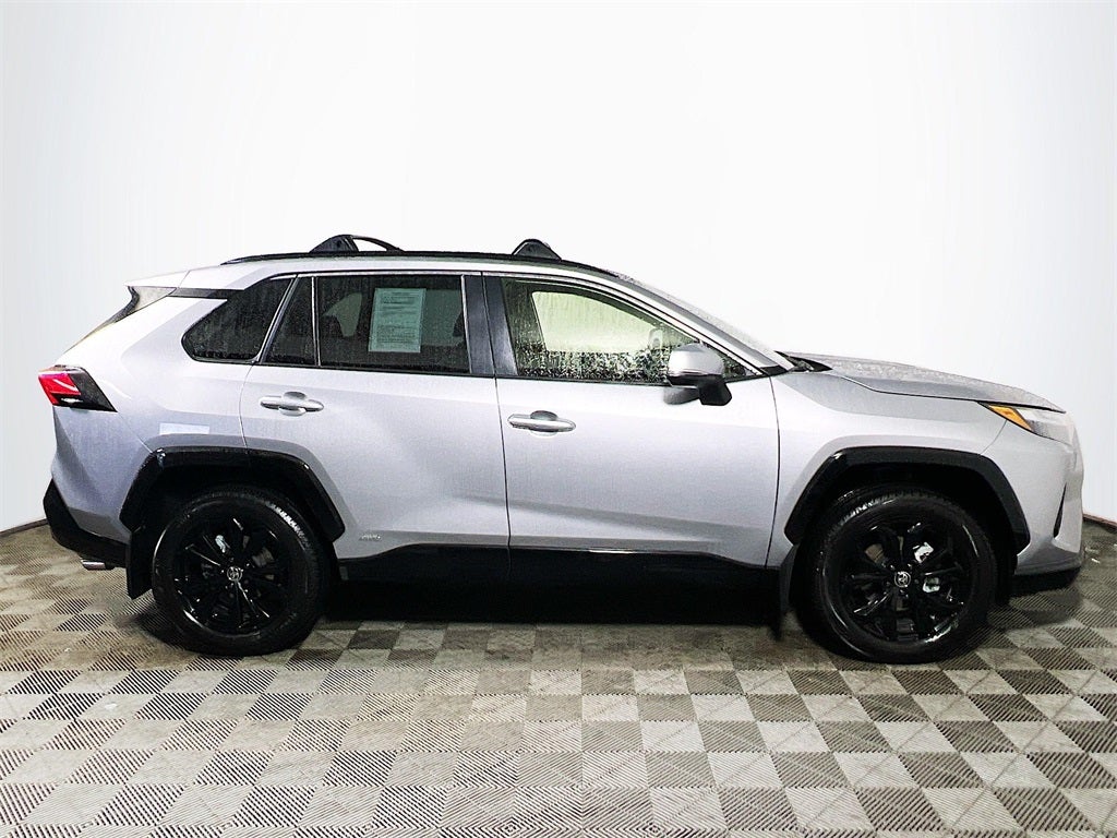 2025 Toyota RAV4 Hybrid SE