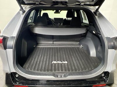 2025 Toyota RAV4 Hybrid SE