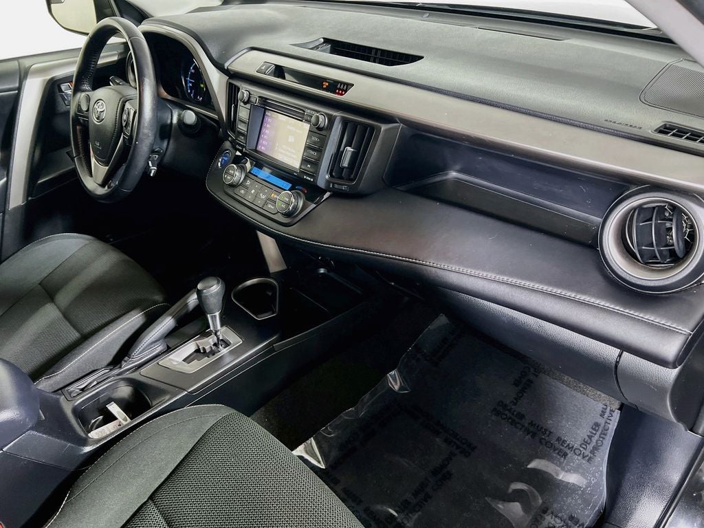 2017 Toyota RAV4 Hybrid XLE