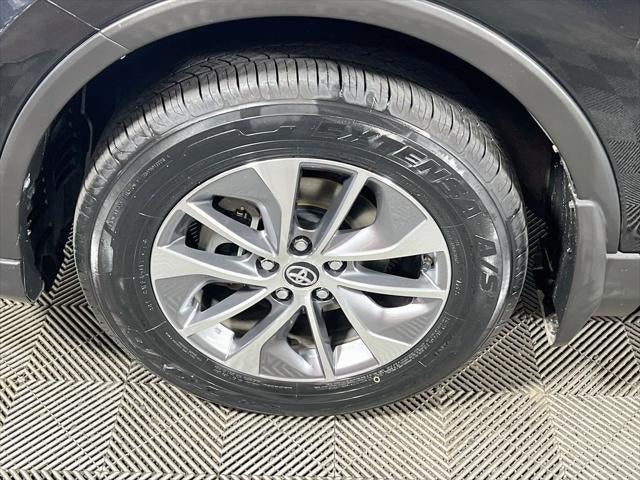 2017 Toyota RAV4 Hybrid XLE