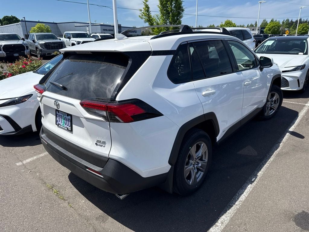 2025 Toyota RAV4 Hybrid XLE