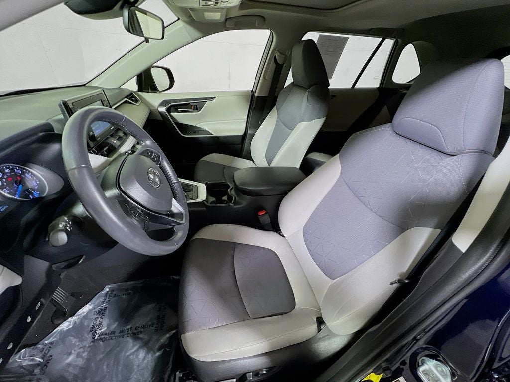 2020 Toyota RAV4 Hybrid XLE