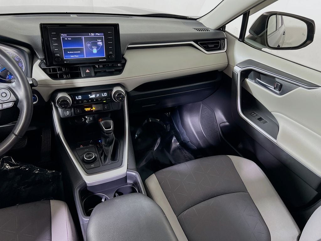 2020 Toyota RAV4 Hybrid XLE