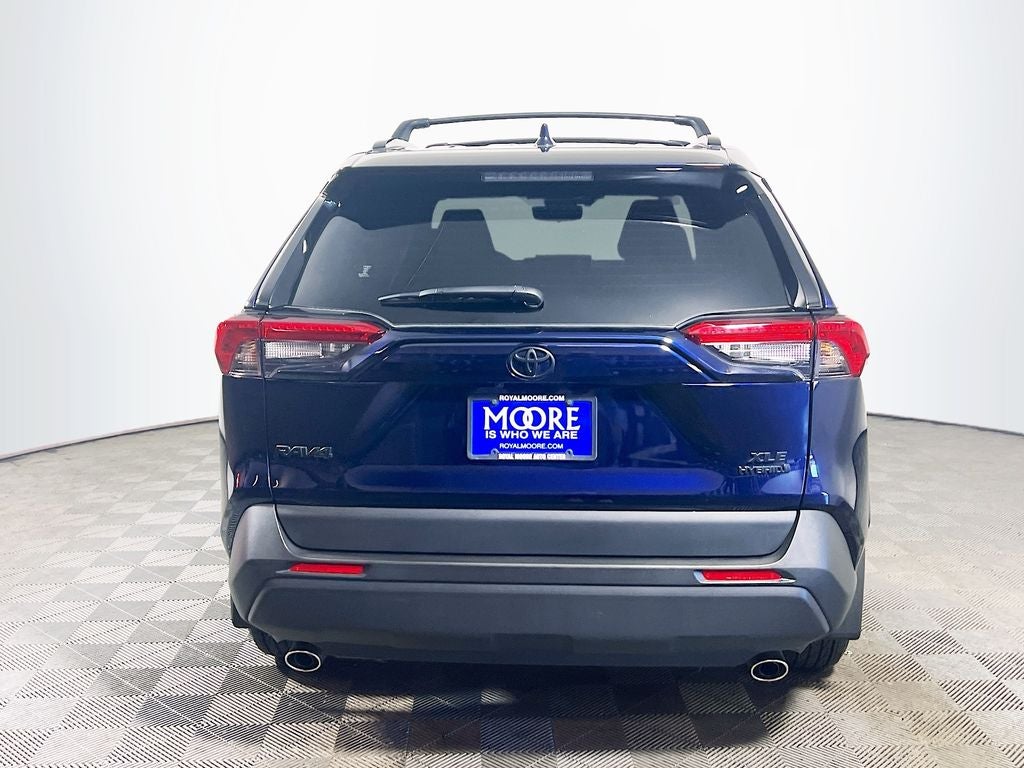 2025 Toyota RAV4 Hybrid XLE