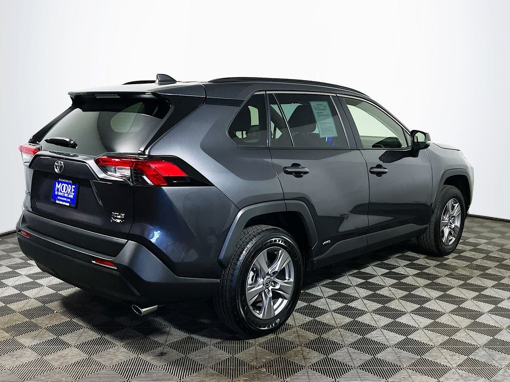 2025 Toyota RAV4 Hybrid XLE