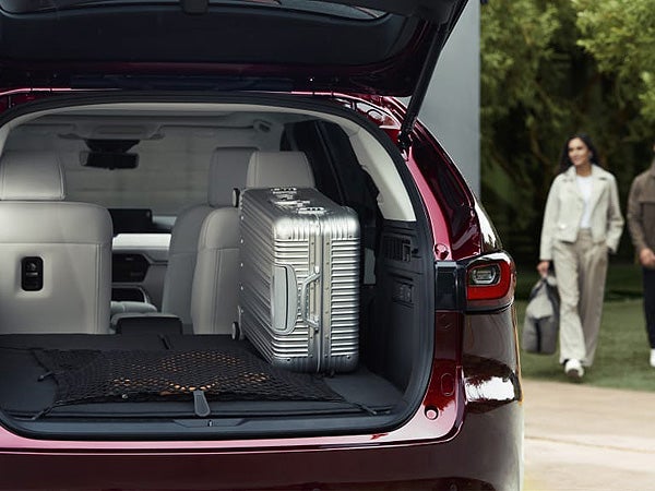 Royal Moore Mazda in Hillsboro OR