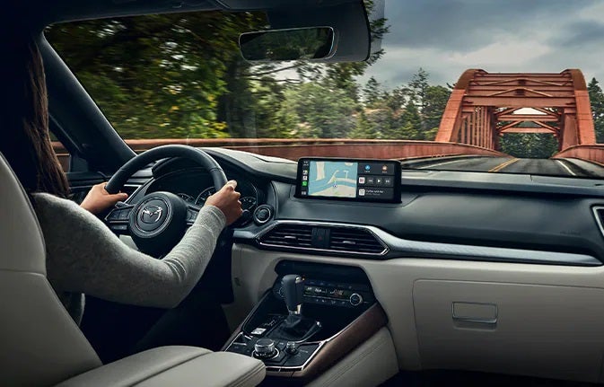 Royal Moore Mazda in Hillsboro OR